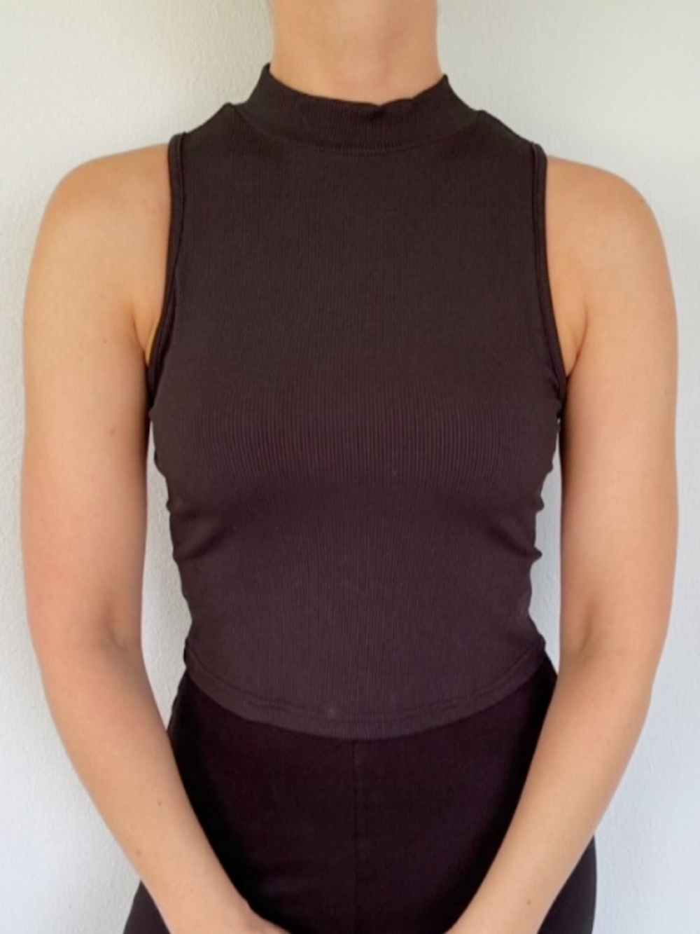 SHEIN black stretch ribbed knit mock neck sleeveless crop top size large